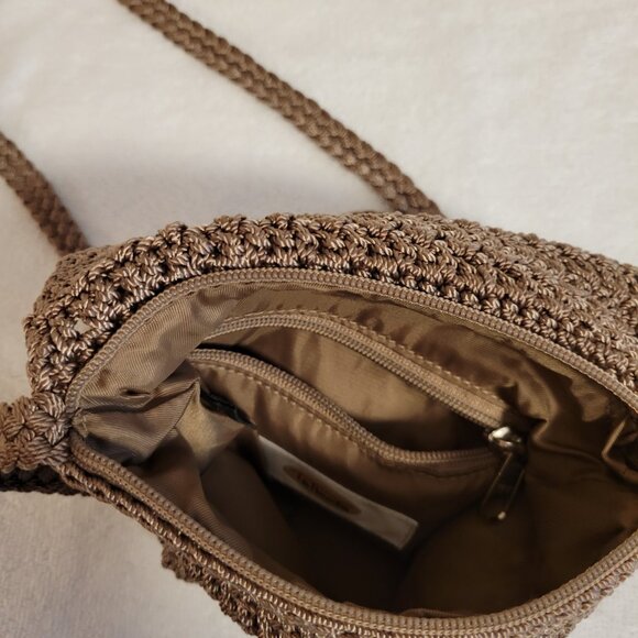 Talbot’s Small Crochet Bag - Picture 6 of 11